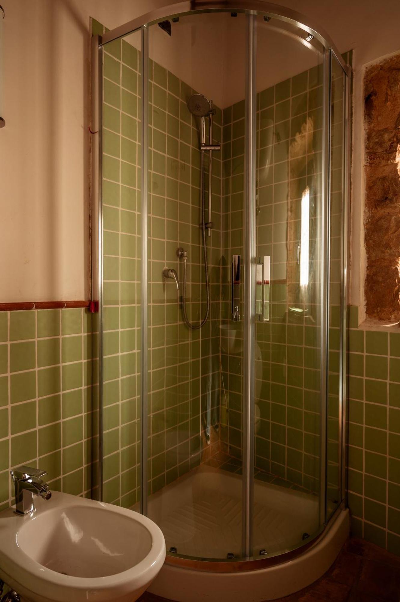 Locanda Persei Prossedi Exteriér fotografie
