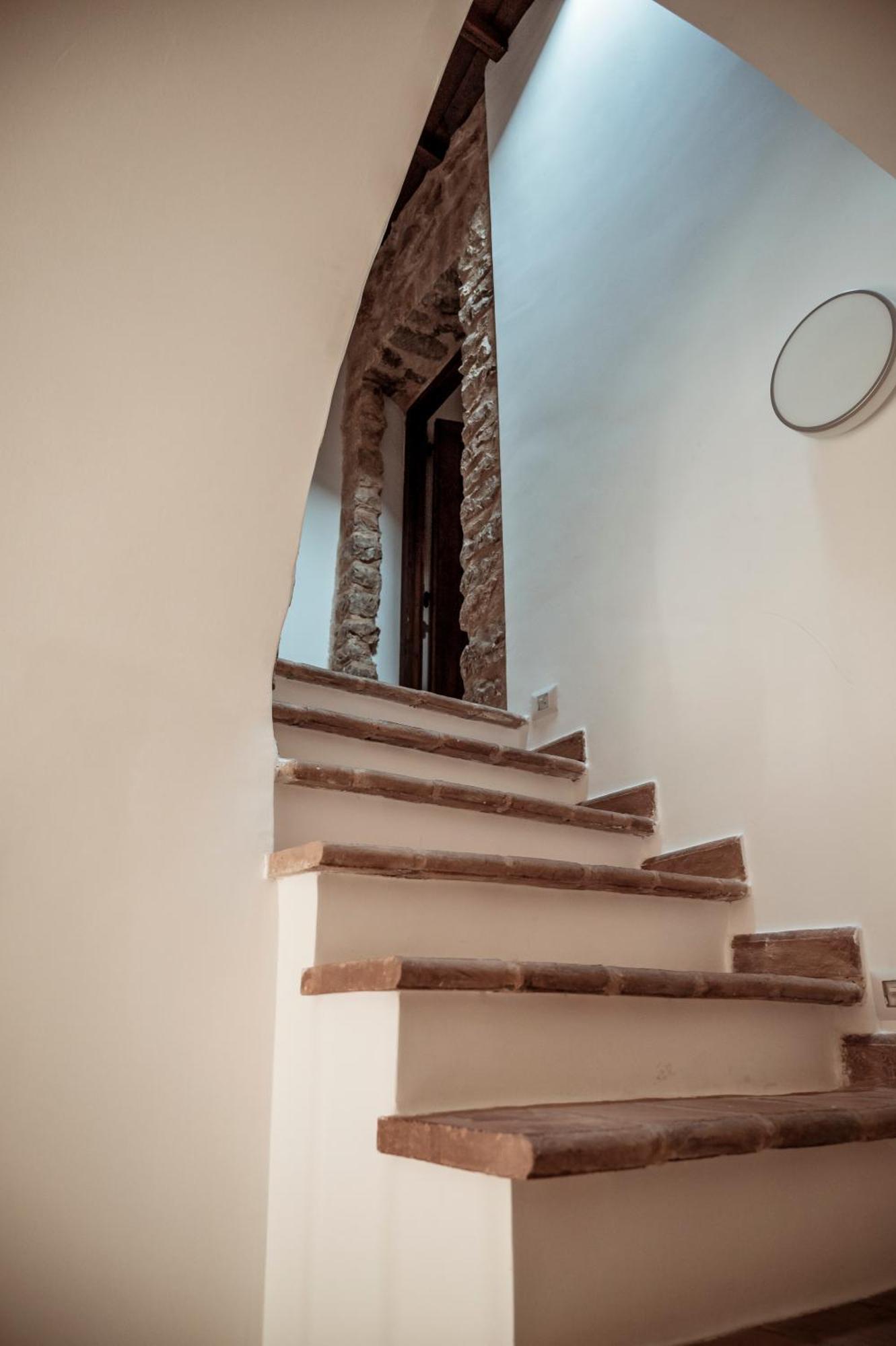 Locanda Persei Prossedi Exteriér fotografie